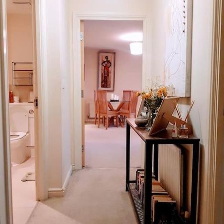 Central Spacious And Secure With A Double Bed Edgware Exteriör bild