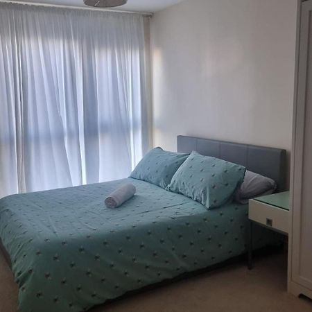 Central Spacious And Secure With A Double Bed Edgware Exteriör bild