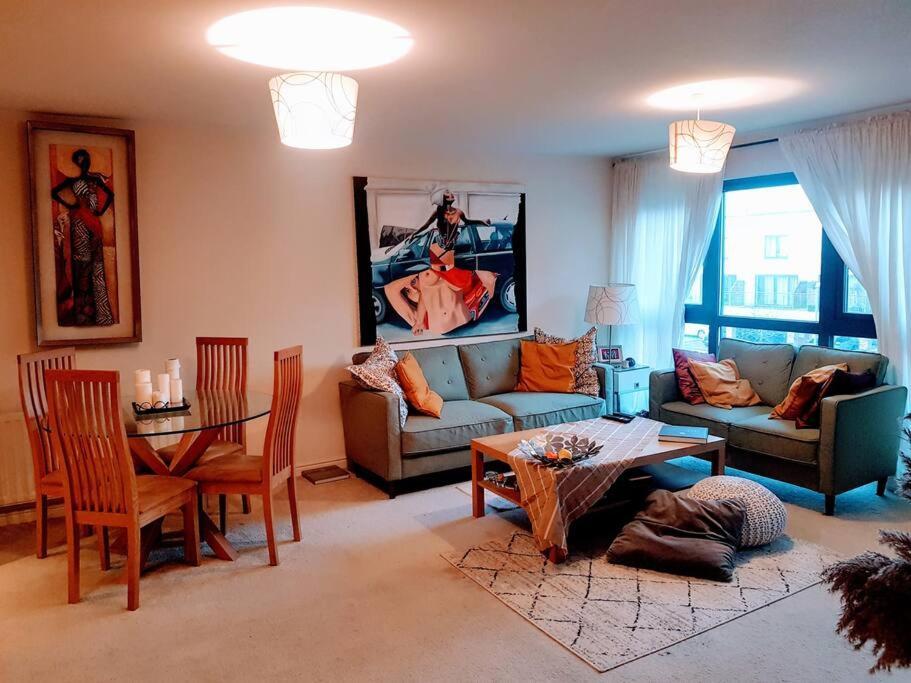 Central Spacious And Secure With A Double Bed Edgware Exteriör bild